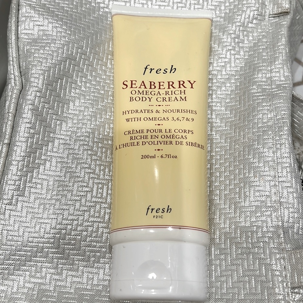 FRESH Seaberry 🌻omega rich body cream NEW